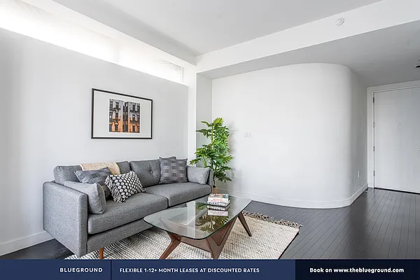 Rented by The Blueground | media 2