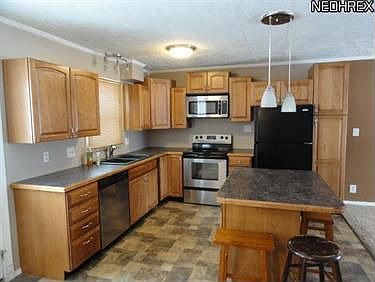 4th image of 3790 Morley Dr