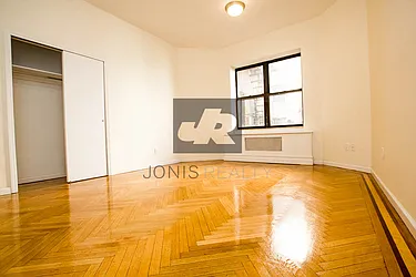 Rented by Jonis Realty