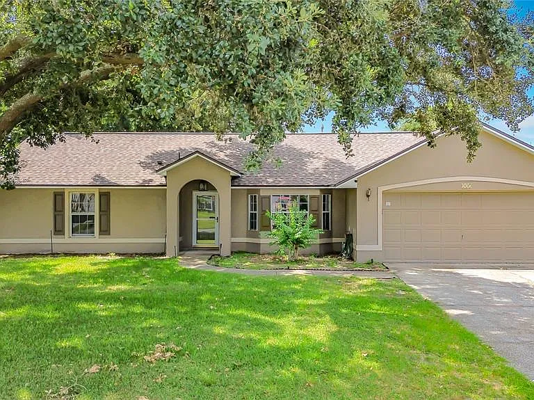 227 Robbins Rest Cir — Photo 1