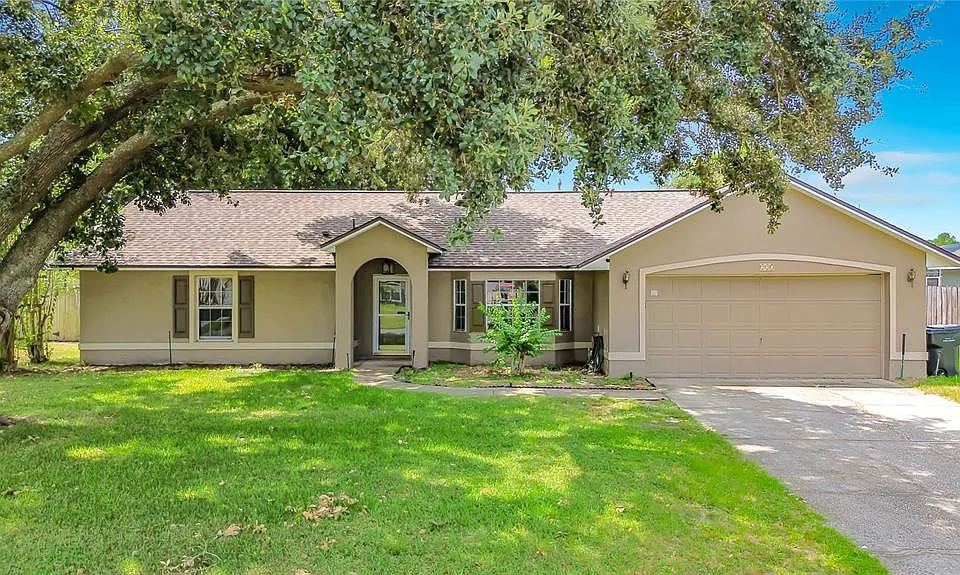 227 Robbins Rest Cir
