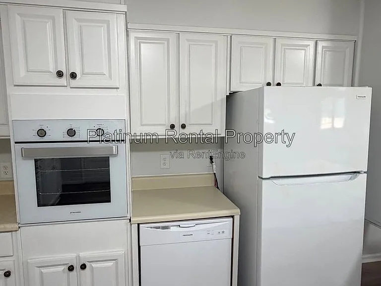 1868 Quarry Rd NW — Photo 14