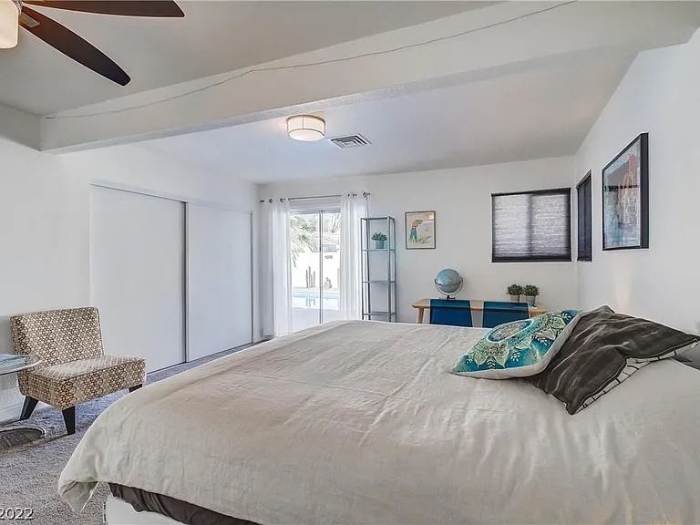 2912 Gilmary Ave — Photo 6