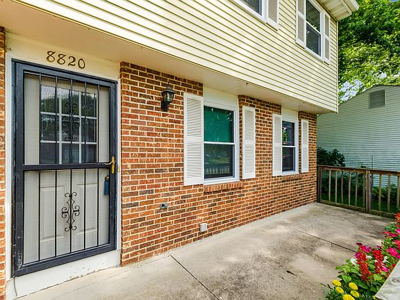 4th image of 8820 Crestwater Dr