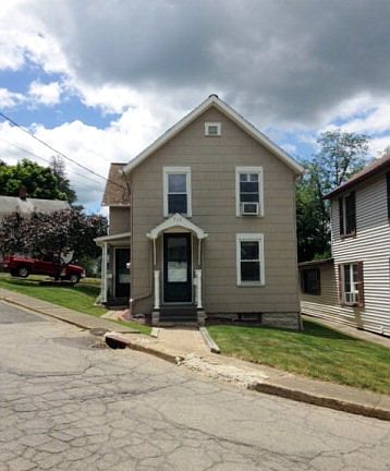 5th image of 718 Orange St
