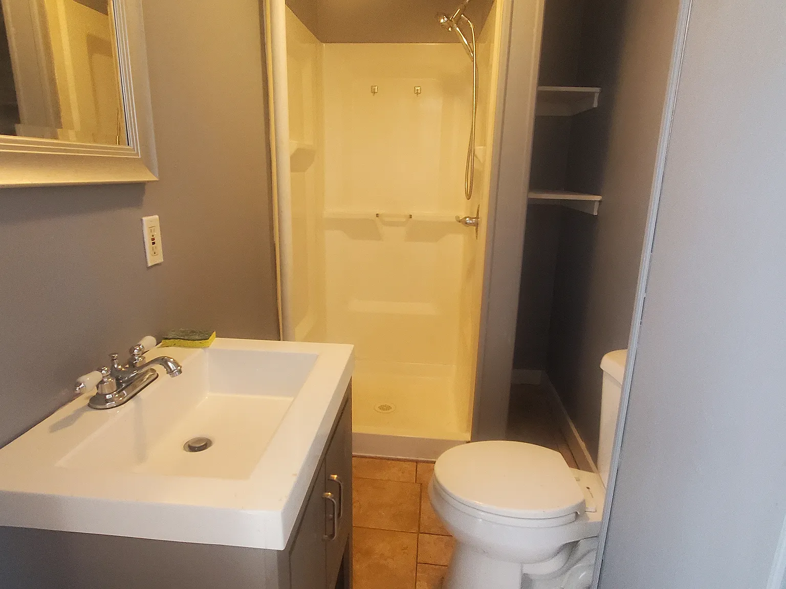 1 bed, 550 sqft, $1,995 — Photo 3