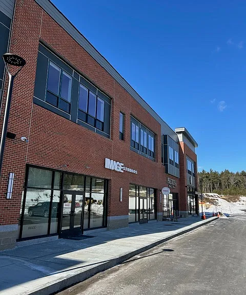 Residences at Sharon Gallery — Photo 33