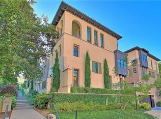 378 W Green St #128, Pasadena, CA 91105