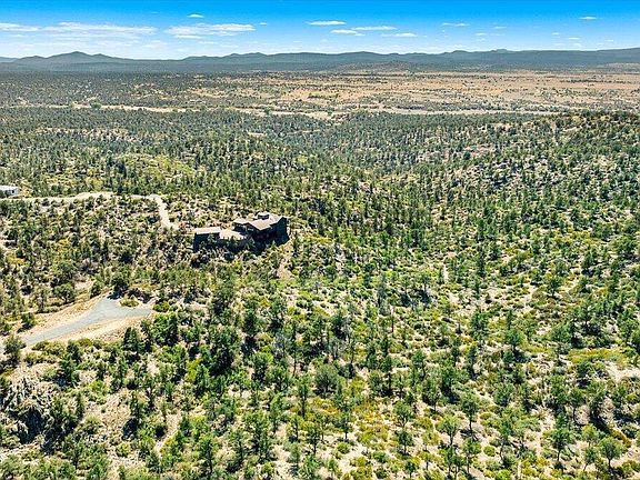 5th image of 6700 W Singing Wolf Ln