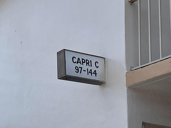 3rd image of 114 Capri C