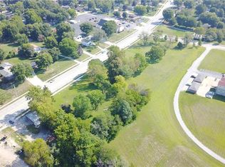 5026 Frederick Ave, Saint Joseph, MO 64506