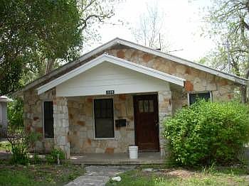 1st image of 348 S Mesquite Ave