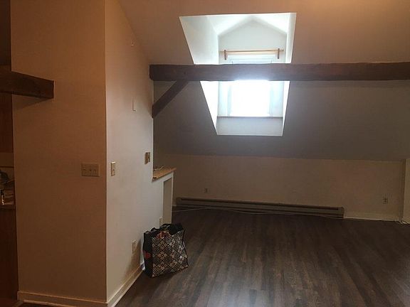 3rd image of 9 Salem St #12