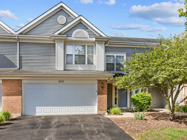 453 Lancaster Dr, Hampshire, IL 60140