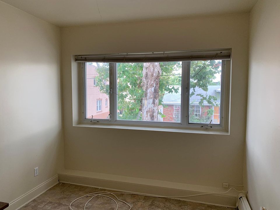 Living Room or 2nd Bedroom Option