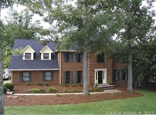 172 Spring Run Dr, Mooresville, NC 28117