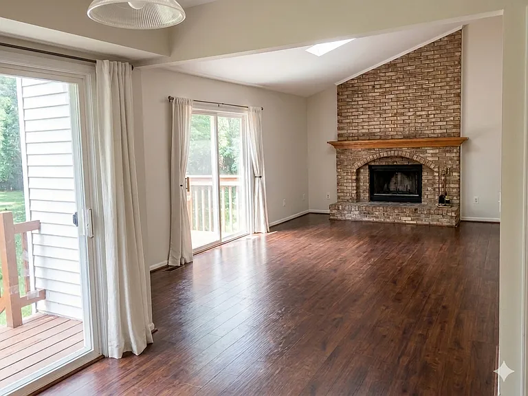 3217 Pinebluff Ct — Photo 5