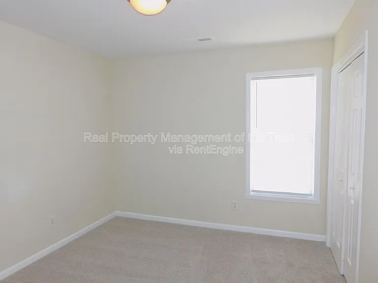 1856 Oakhurst Park Ln — Photo 7