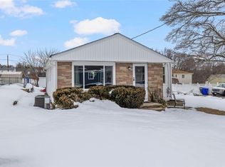 20 John St, North Providence, RI 02904