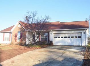 31 Jones St, Jacksonville, AL 36265
