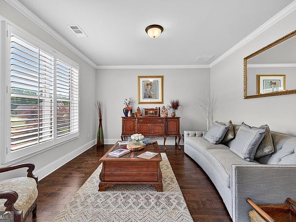 5th image of 3362 Highland Park Way