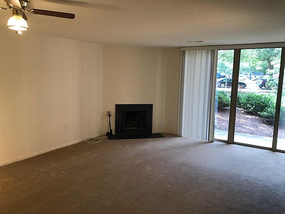 5th image of 1601 S Hayes St