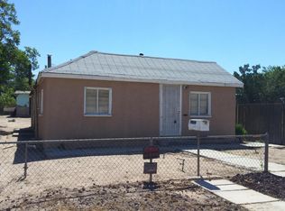 2104 Walter St SE, Albuquerque, NM 87102