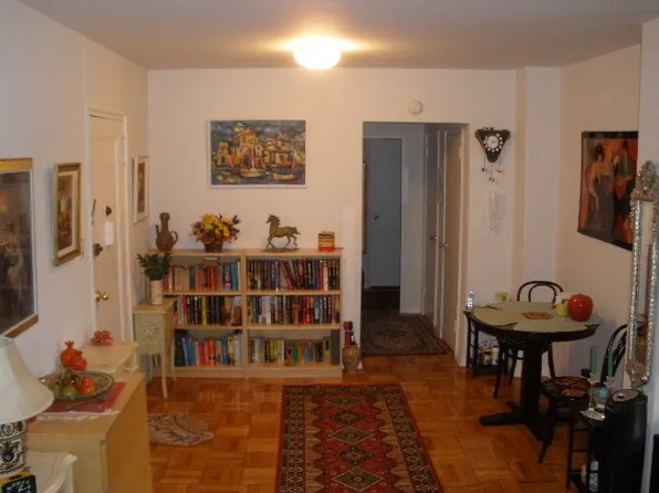 110-45 Queens Boulevard image 1 of 3