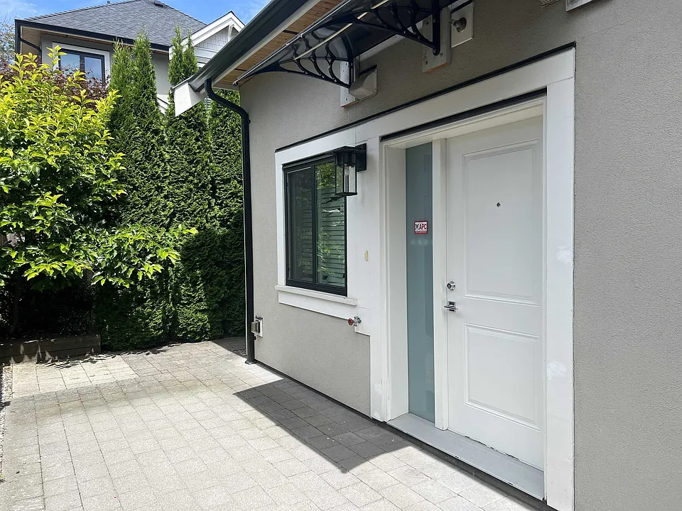 2920 W 41st Ave #LANEWAY