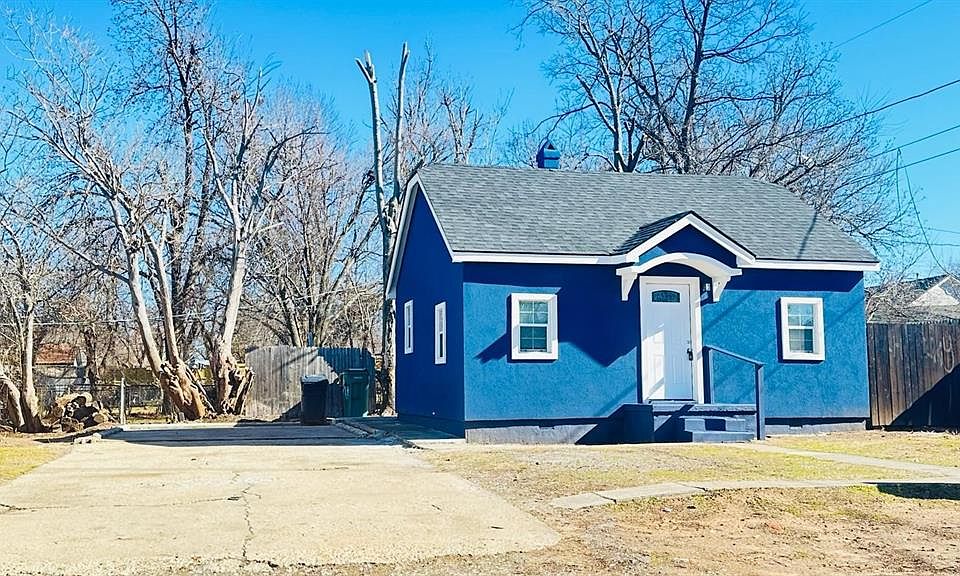 1st image of 2810 S McKinley Ave