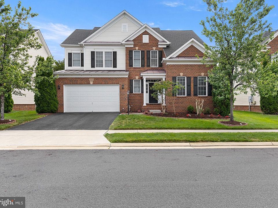 1st image of 23276 Fallen Hills Dr