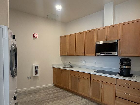 4th image of 2701 Shattuck Ave #101