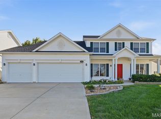 1615 Wainscott Ct, O'Fallon, MO 63366