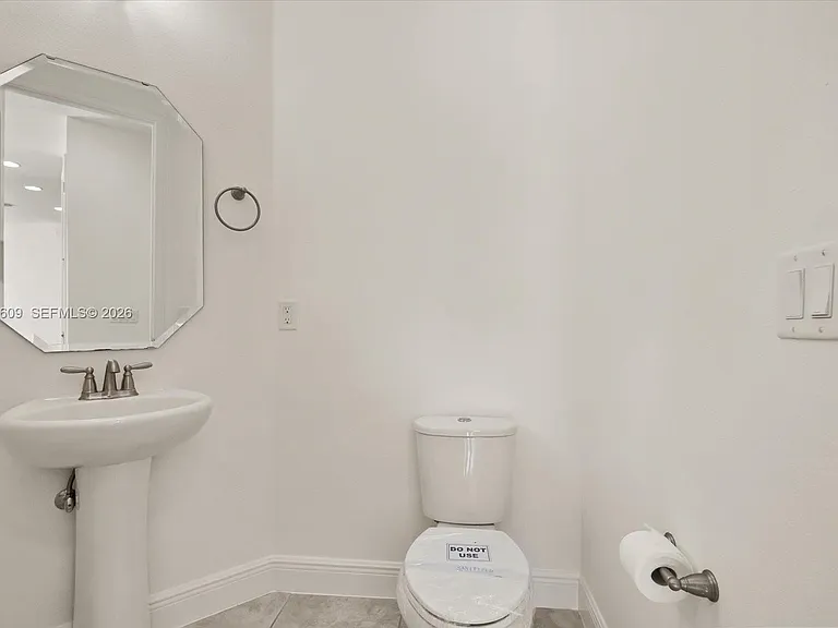 9829 Winnington St #9829 — Photo 8
