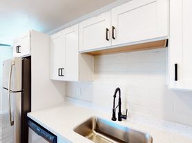 1712-1724 E Ocotillo Rd