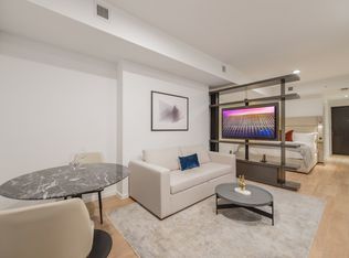 401 Biscayne Blvd #ID1232260P, Miami, FL 33132