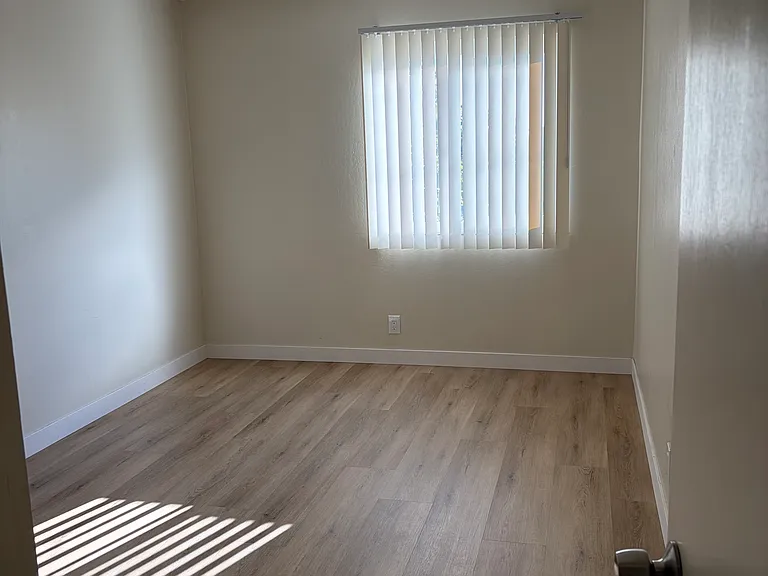 1945 Milvia St #20 — Photo 3