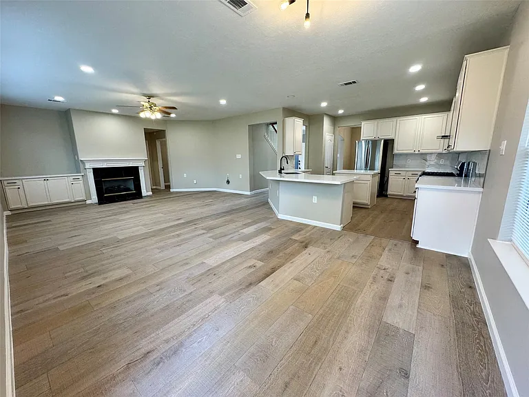 16519 Village View Trl — Photo 2