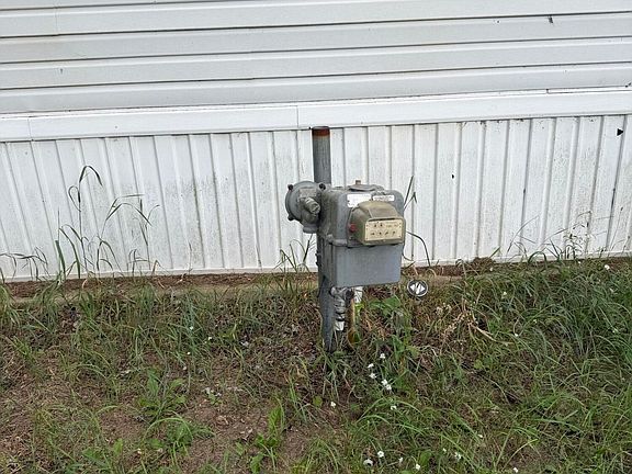 2nd image of 3547 Sechler Dr