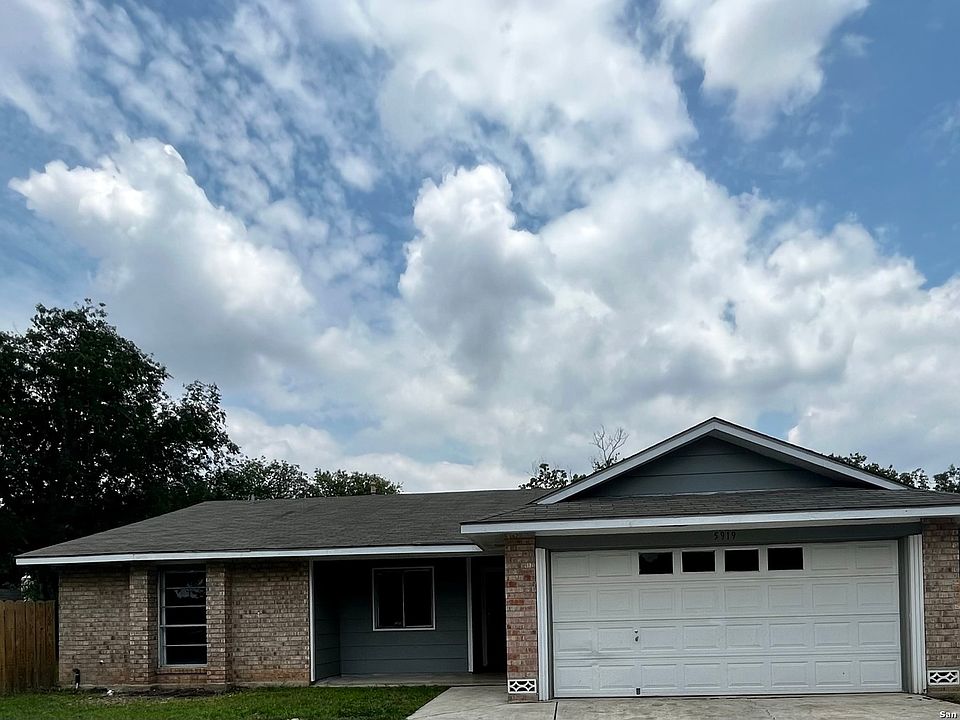 1st image of 5919 VALLEY COVE ST