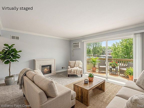 3rd image of 417 Parkdale Ave Unit 20