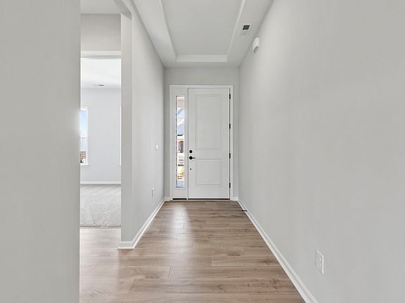 4th image of 406 Northgate Blvd