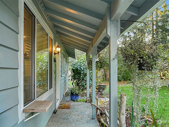 5th image of 13525 97th Avenue NW