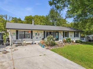 924 Michelle Dr, Friendsville, TN 37737