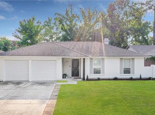 635 Ridgewood Dr, Mandeville, LA 70471