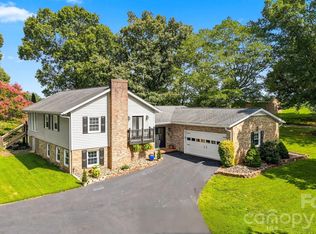 4662 Granada Hills Dr, Granite Falls, NC 28630