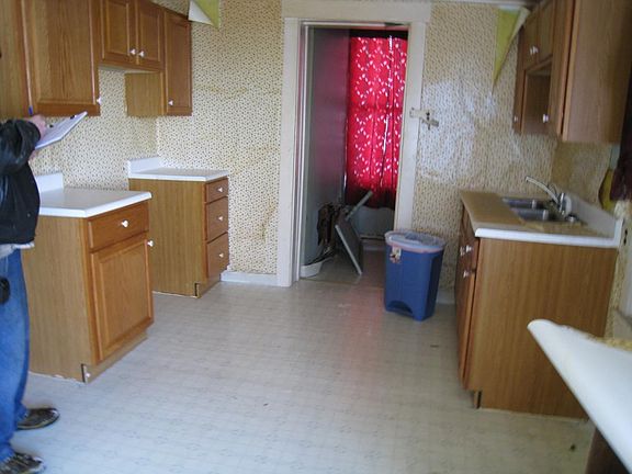 3rd image of 61 Neal Ave