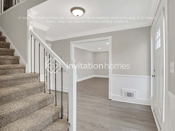 5th image of 4150 Oak Crest Dr