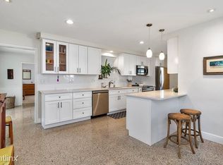 228 SW 6th Ave, Boynton Beach, FL 33435