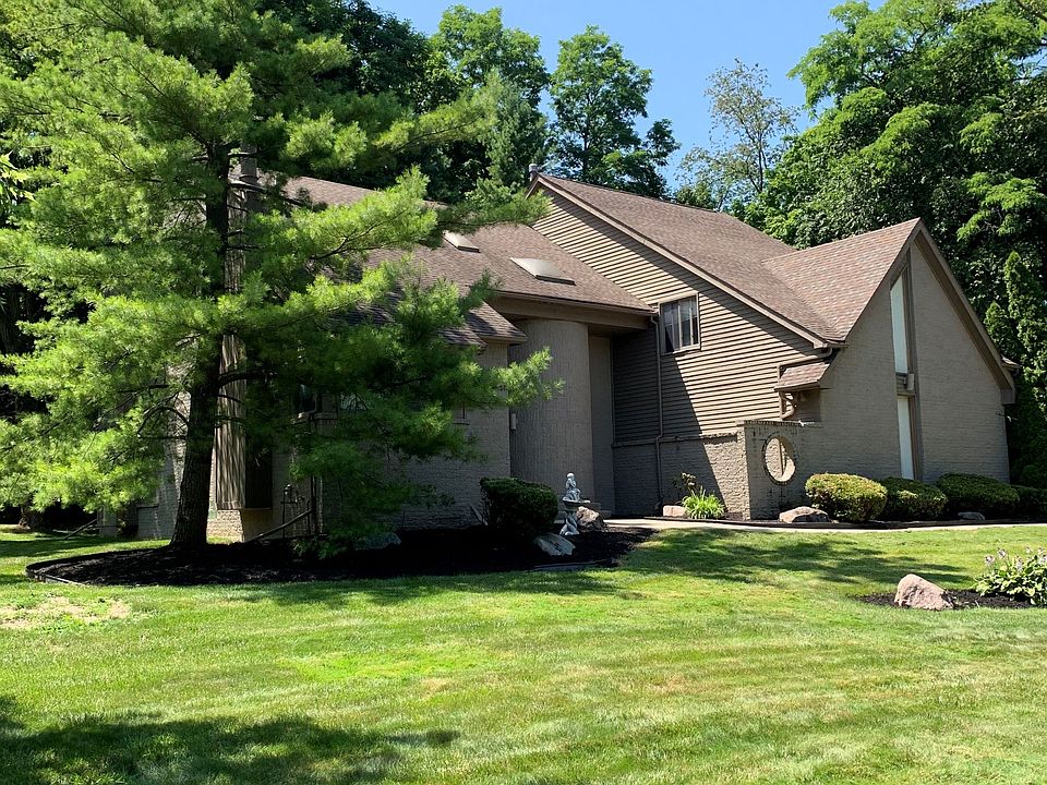 1st image of 29821 Briarwood Ct